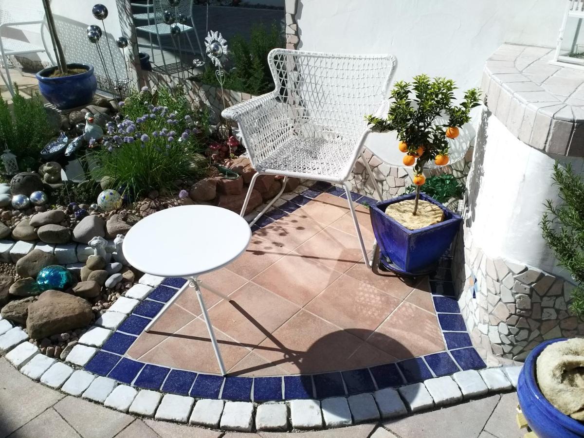 Ferienwohnungen Wie Im Sueden Großostheim Екстериор снимка