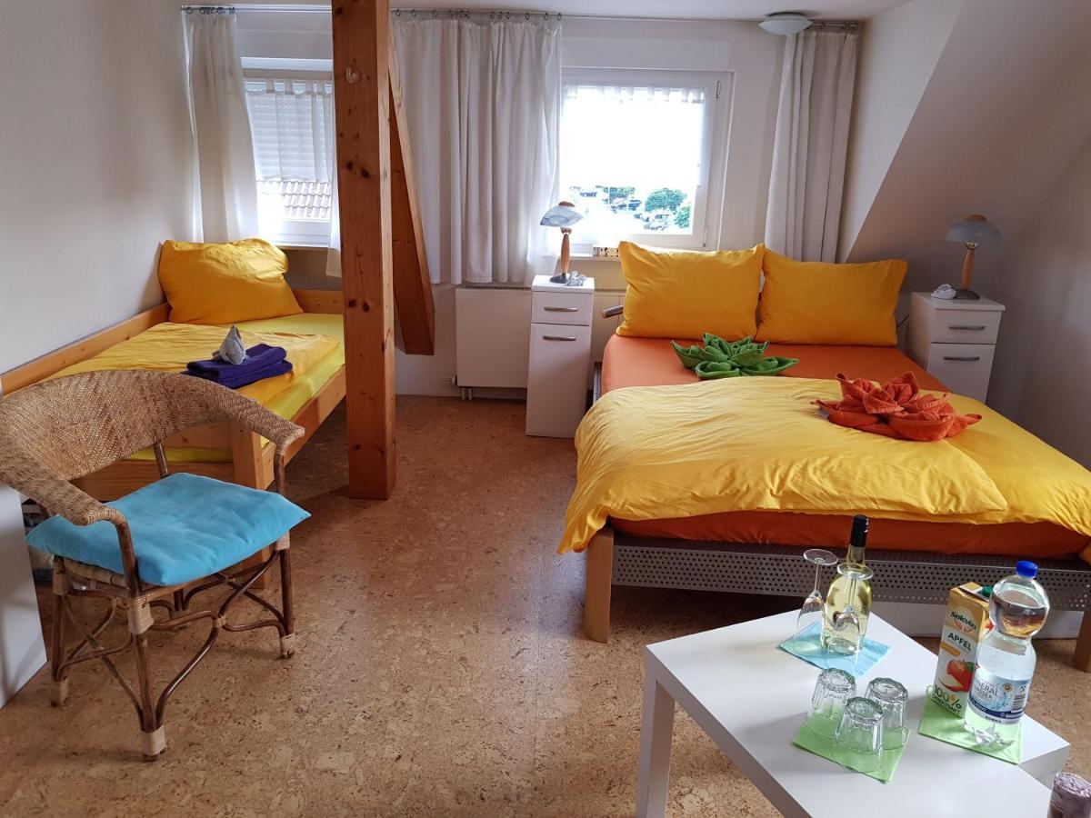 Ferienwohnungen Wie Im Sueden Großostheim Екстериор снимка