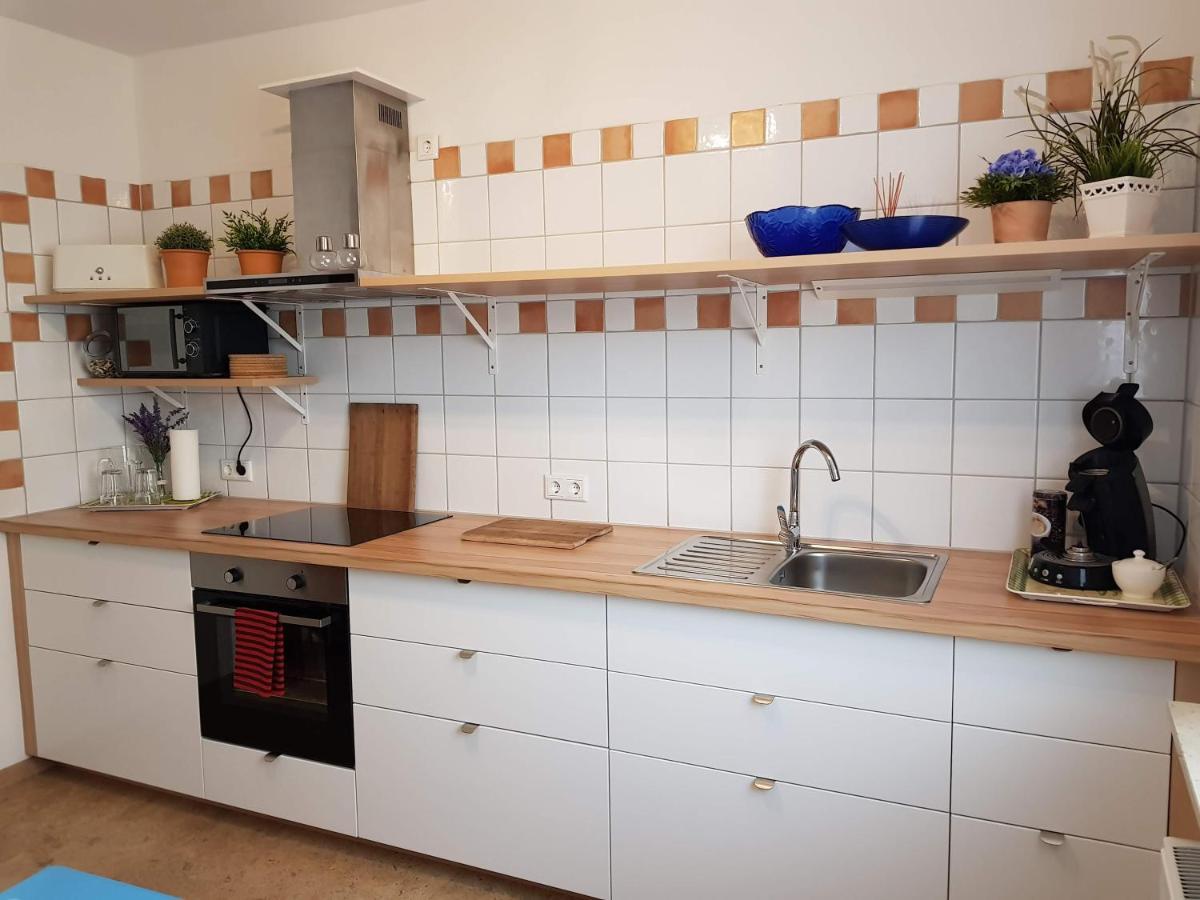 Ferienwohnungen Wie Im Sueden Großostheim Екстериор снимка