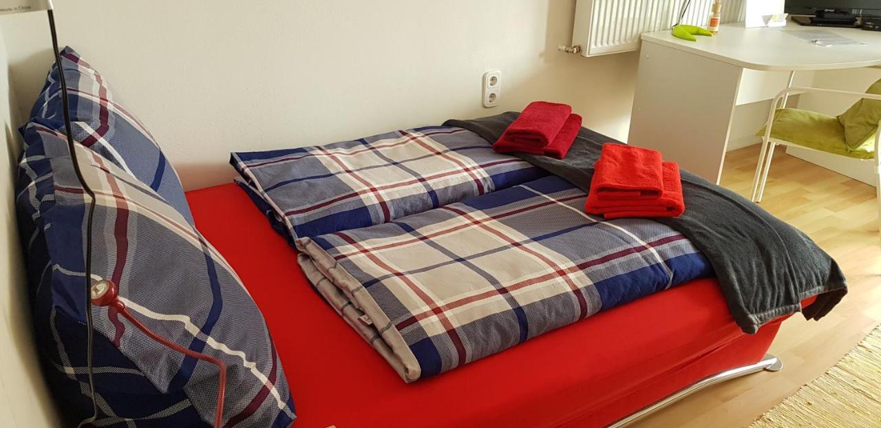 Ferienwohnungen Wie Im Sueden Großostheim Екстериор снимка